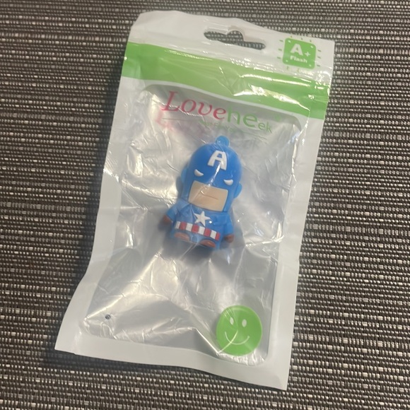 ⚡️ 8GB Captain America 2.0 USB Flash Drive Memory Stick - Picture 3 of 4